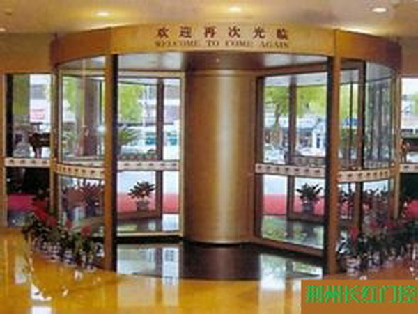 环柱旋转门